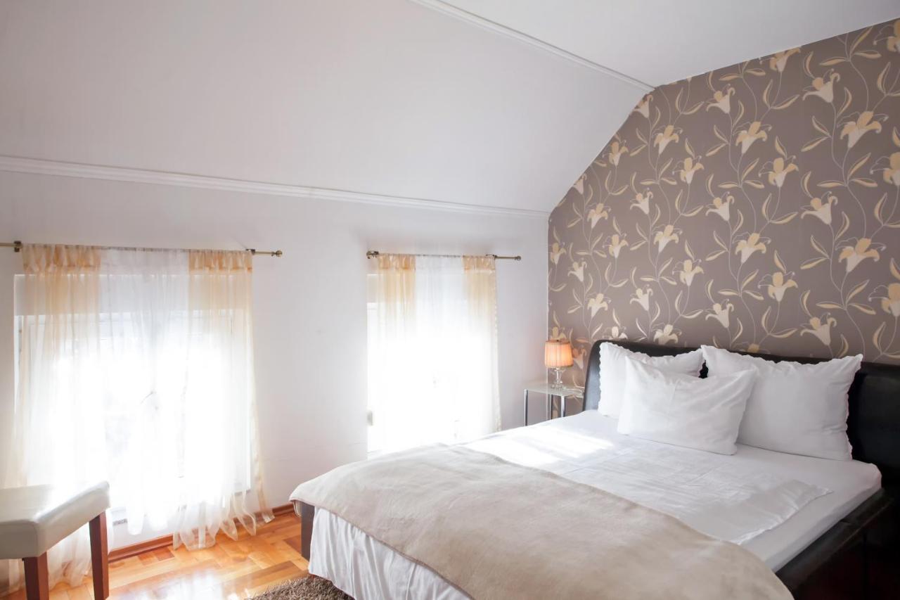 Vila Rosa Vukovar Bed & Breakfast Luaran gambar