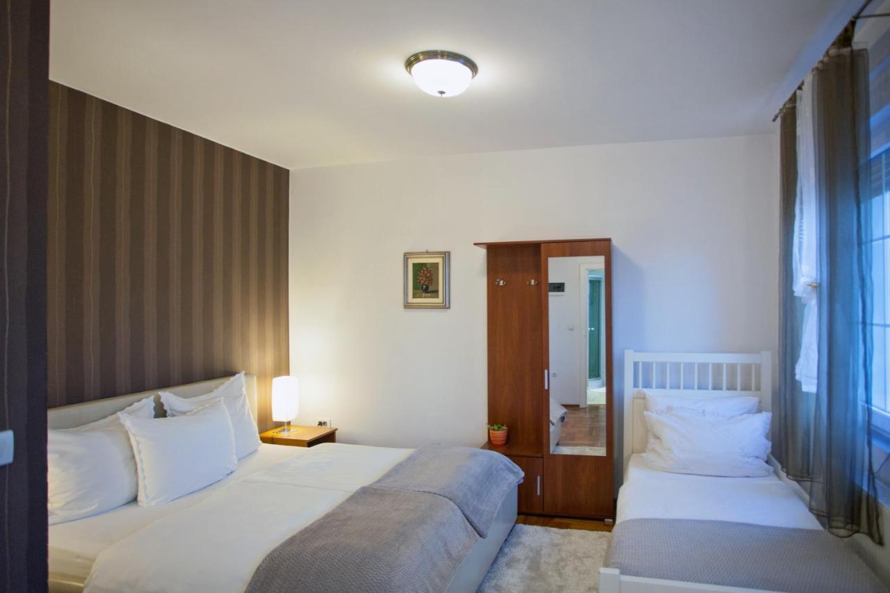 Vila Rosa Vukovar Bed & Breakfast Luaran gambar