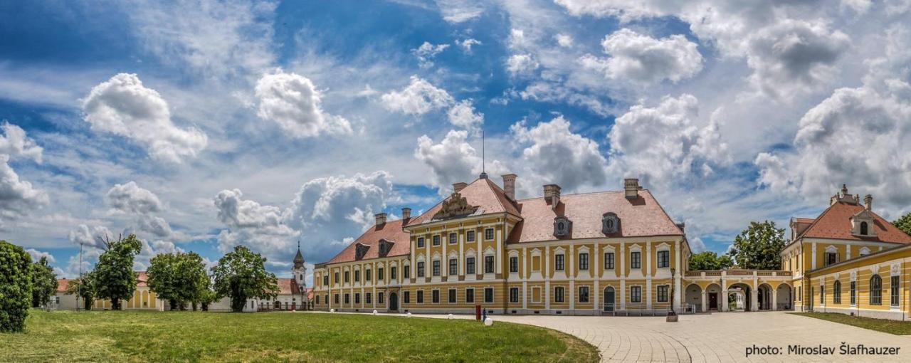 Vila Rosa Vukovar Bed & Breakfast Luaran gambar